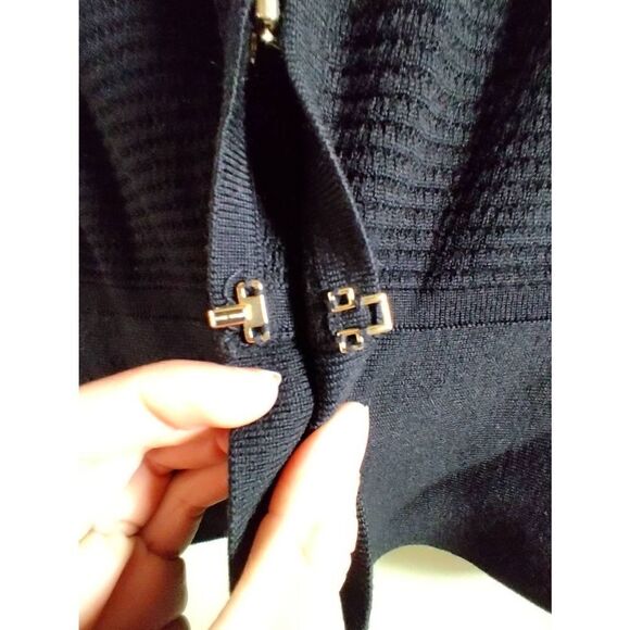Hugo Boss Black Clasp Cardigan Size XS Merino Superfine - Picture 6 of 8